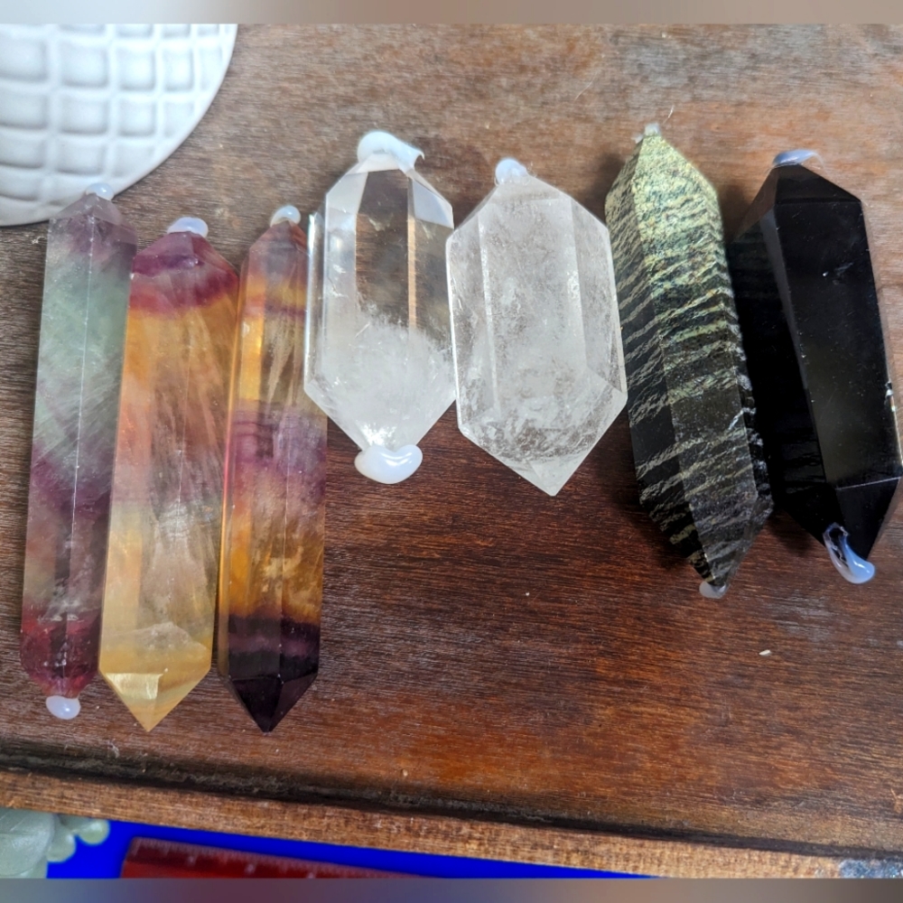 Nice set of 7 crystal double points in different crystal material